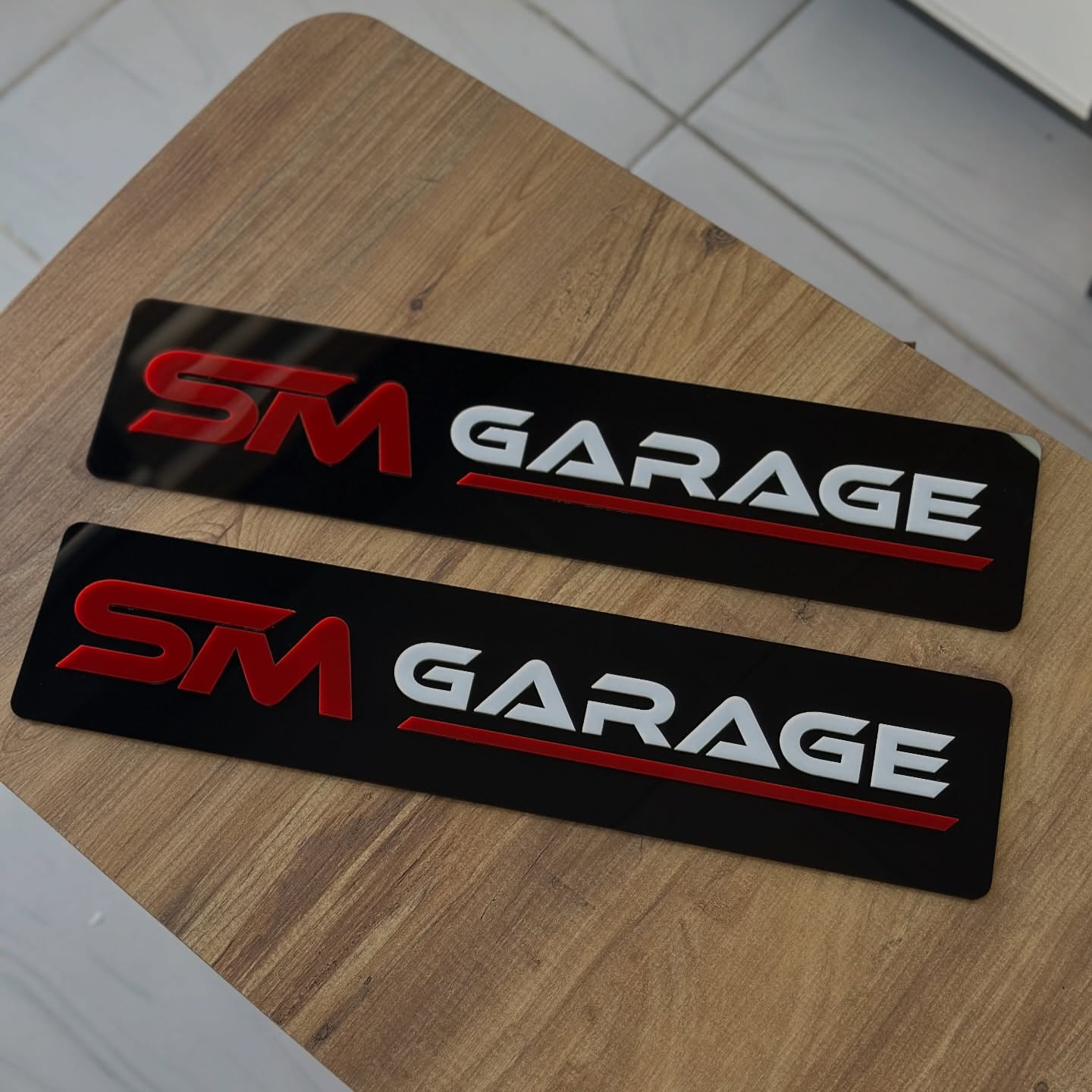 ŞİRKETLERE ÖZEL REKLAM PLEKSİ